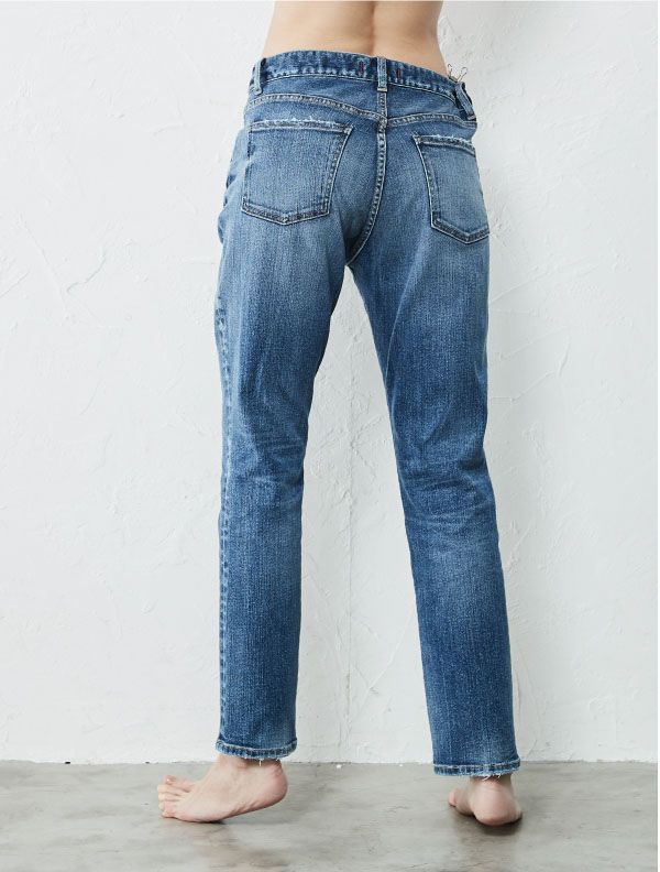 Red shop card denim
