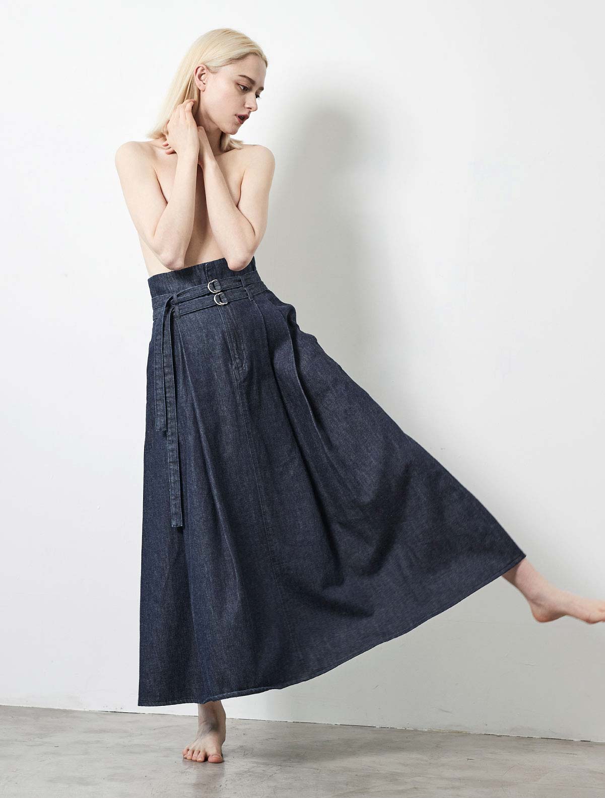 HI-WAIST FLARE LONG SKIRT