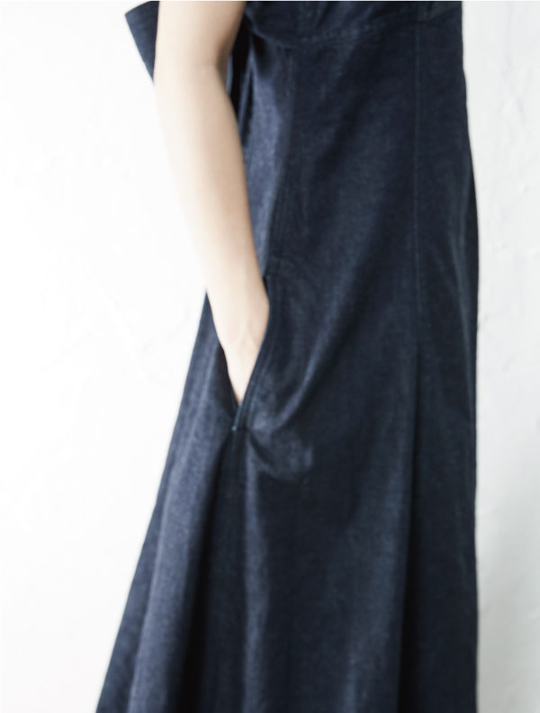 【Lachement】JAPAN DENIM バックコンシャスフレアワンピース