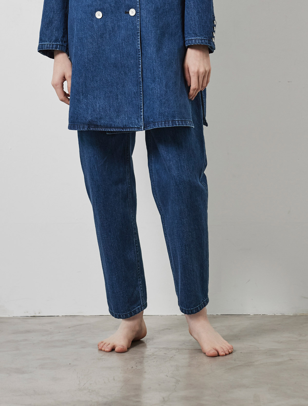 DENIM LOOSE TAPERED PANTS | 日本発こだわりを極めた デニムブランド ...